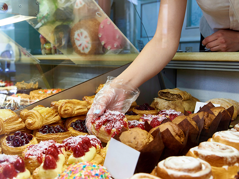 What Makes A Bakery Case Great For Your Business? - Marc Refrigeration